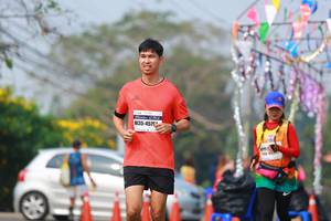 BIB: 4575
                            <button type="button" onclick="openModal(9918931)" class="btn btn-primary btn-sm float-right btn-popup" data-toggle="modal" data-target=".modal-high-quality">
                        <i class="fas fa-shopping-cart"></i> Add to Cart
                    </button>
                                            <button type="button" onclick="isThisMe(9918931, true)" class="btn btn-success btn-sm float-right btn-popup btn-isme hidden" data-toggle="tooltip" data-placement="bottom" title="นี่คือรูปของคุณใช่ไหม คลิกที่นี่เพื่อเอาเข้าอัลบั้ม">
                        <i class="fas fa-plus"></i> Add to album
                    </button>
                    <button type="button" onclick="isThisMe(9918931, false)" class="btn btn-warning btn-sm float-right btn-popup btn-isnotme hidden">
                        <i class="fas fa-ban"></i> Remove from album
                    </button>